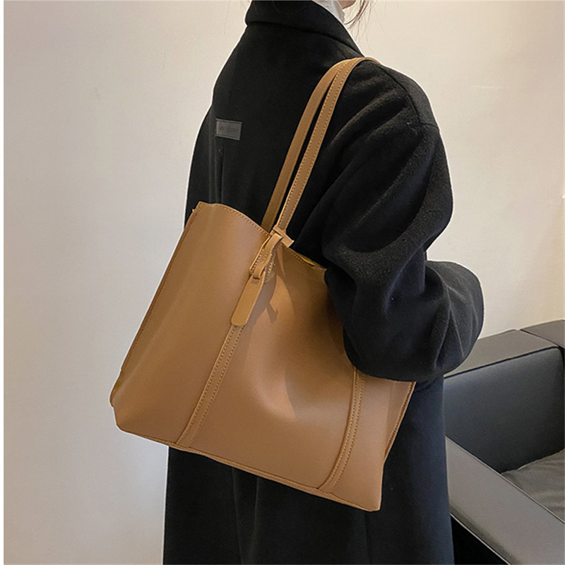 Classic Black Faux Leather Tot - Leatherwork Wallet 评论和价格