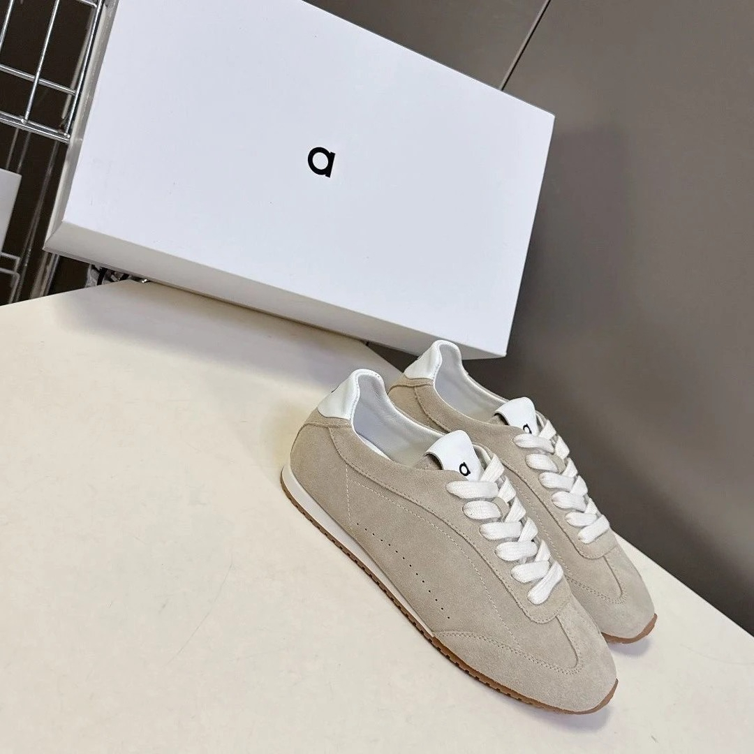 European-style Women's White S - Leather Work Flats 评论和价格