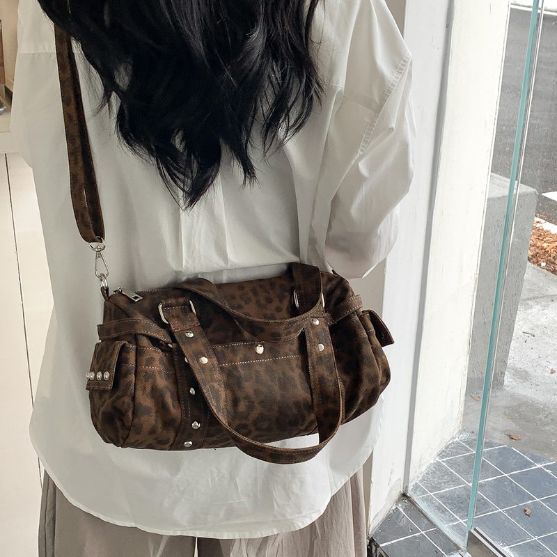 Vintage Bag Luxury Designer Le - Leatherwork Wallet 评论和价格